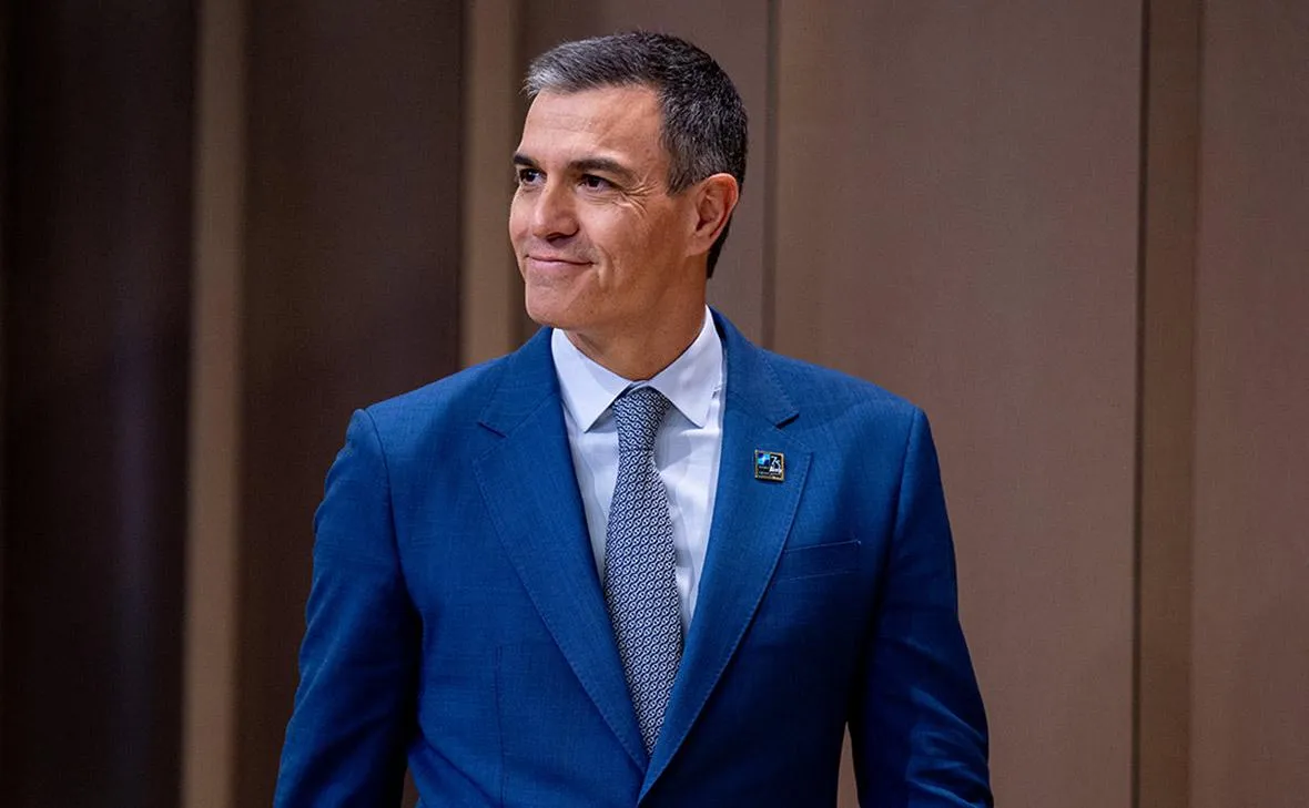 Педро Санчес скасував участь у форумі в Давосі через смертельну аварію на залізниці — El Pais