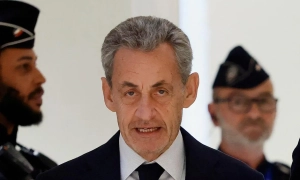 У Литві почали зносити найбільший пам'ятник радянським військам попри заборону ООН