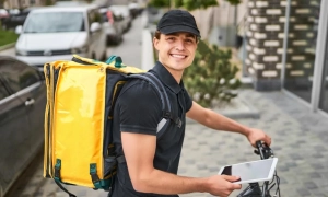 В рф масово закриваються шоуруми китайських авто, за рік зникли 643 салони