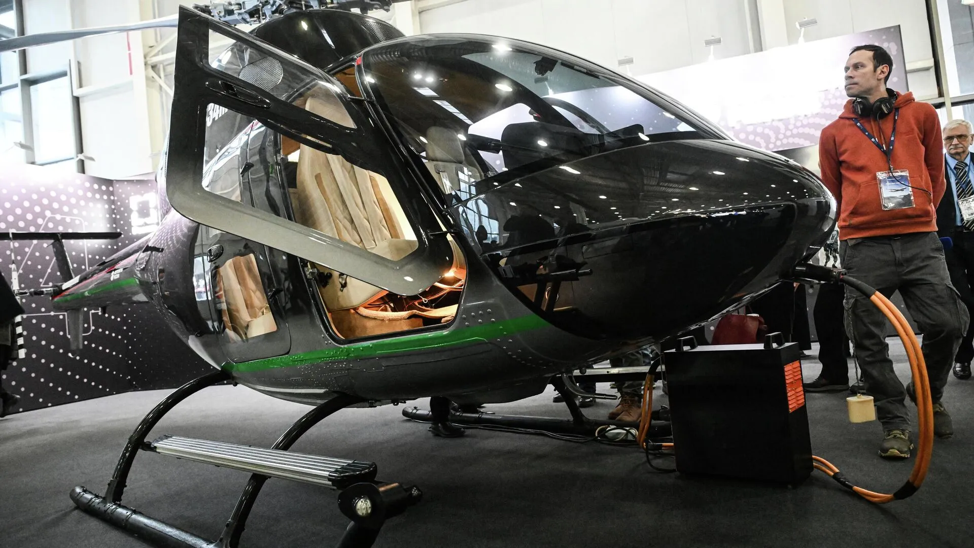 У росії представили легкий вертоліт Мі‑34М1 із новим двигуном ВК‑650В