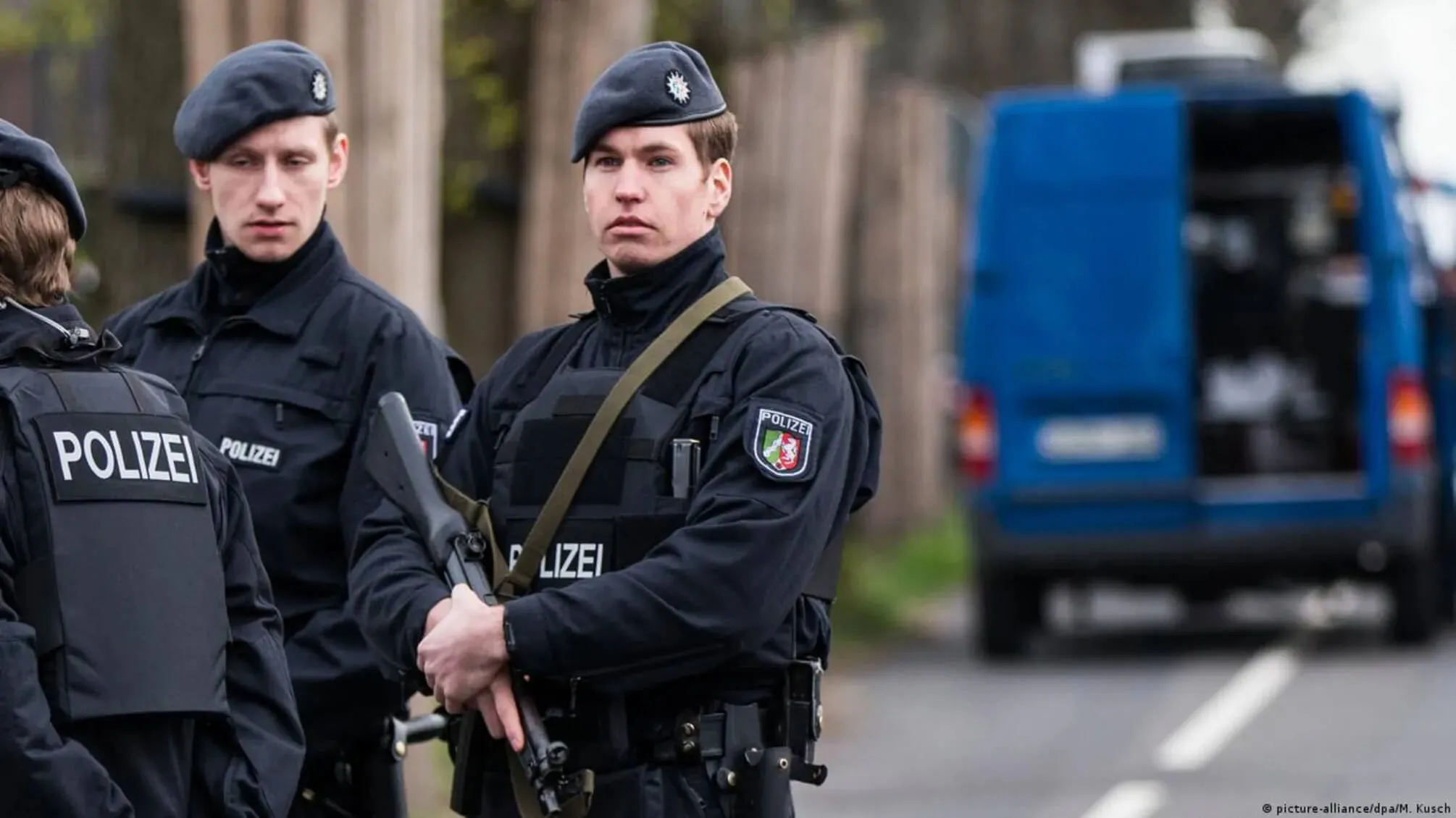 У Німеччині затримали жінку з українським і німецьким паспортами за підозрою у роботі на рф