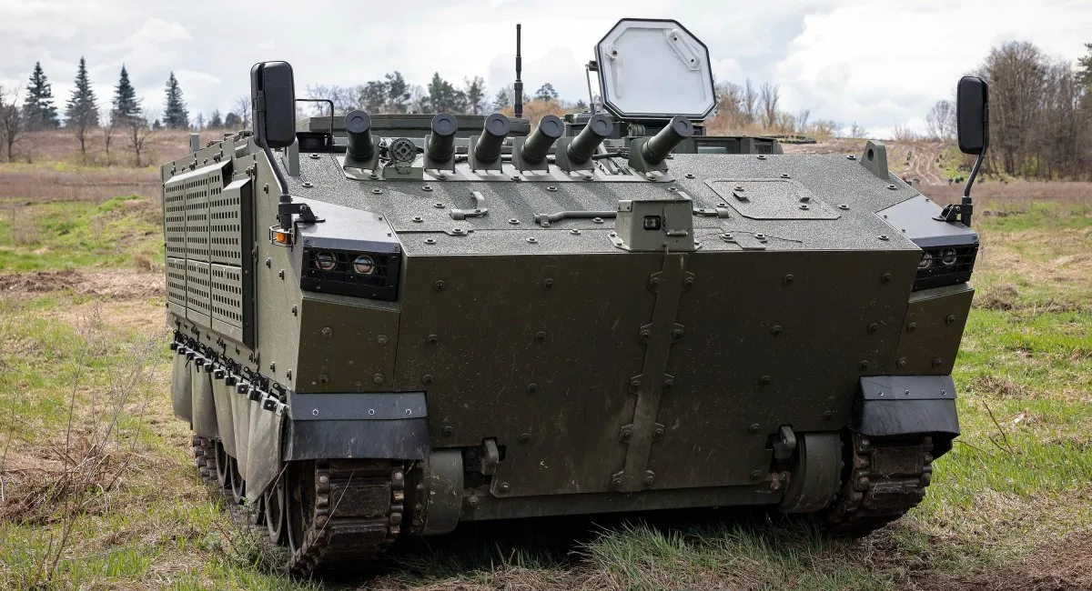 Украина создала собственный гусеничный бронетранспортер