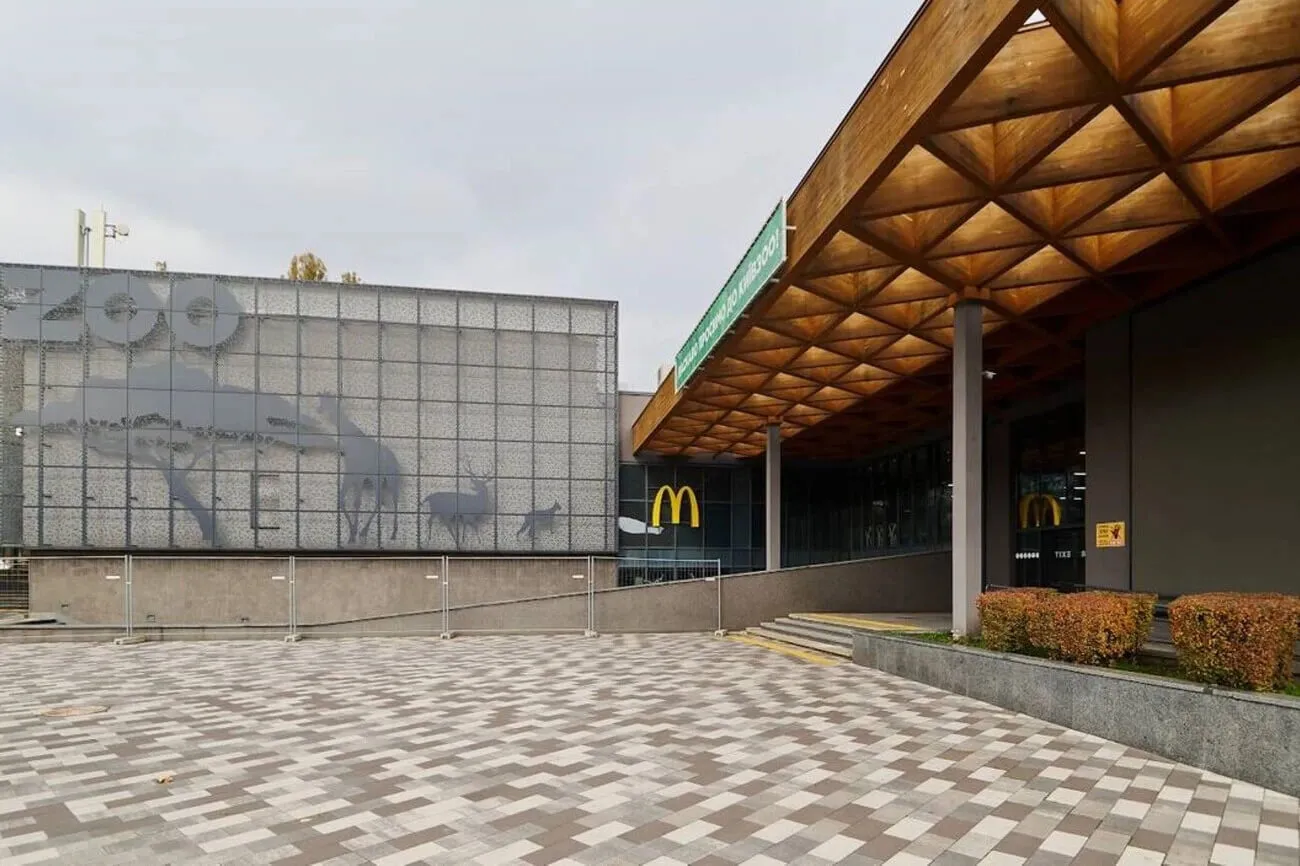 У Київському зоопарку відкрився новий ресторан «МакДональдз»