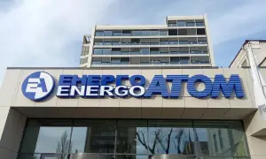Дороги, медицина, освіта: українці назвали поліпшення і погіршення в країні - опитування