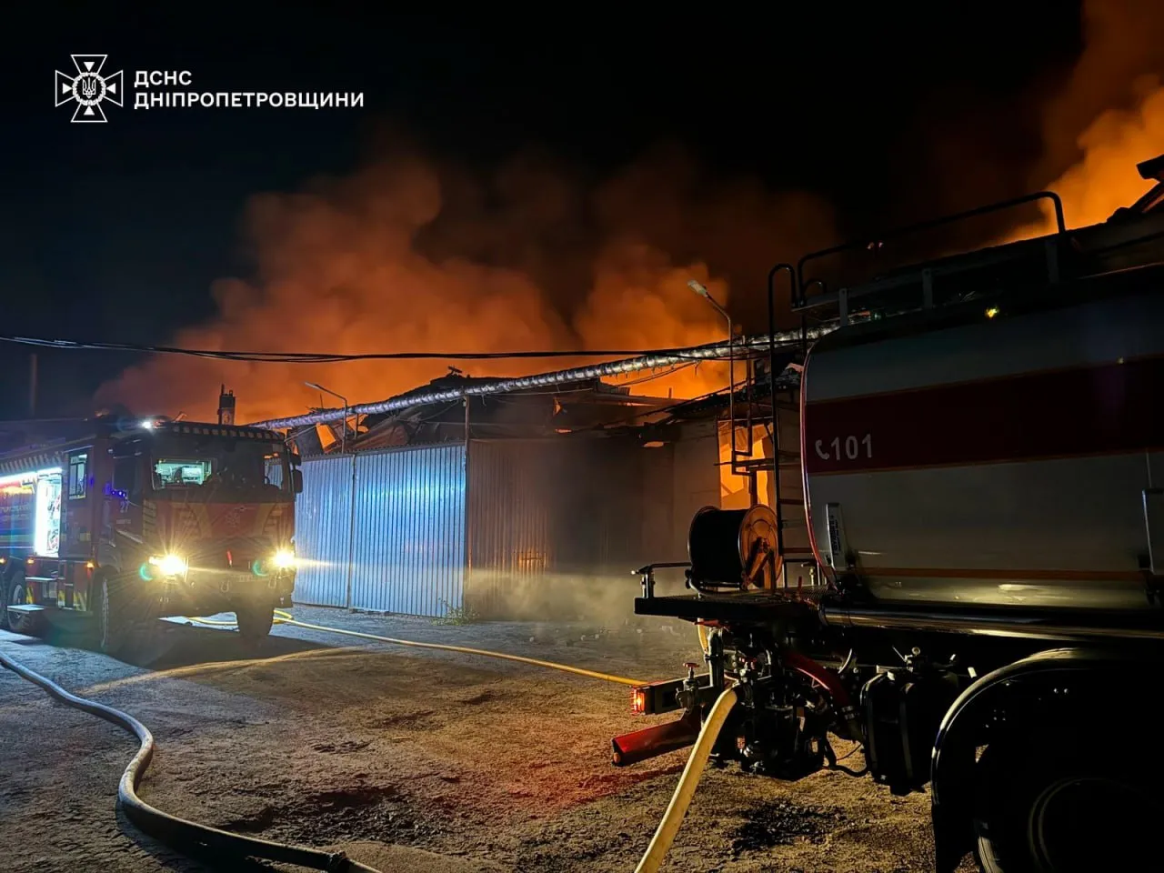 Росіяни завдали ракетного удару по Дніпропетровській області, є загиблі та поранені