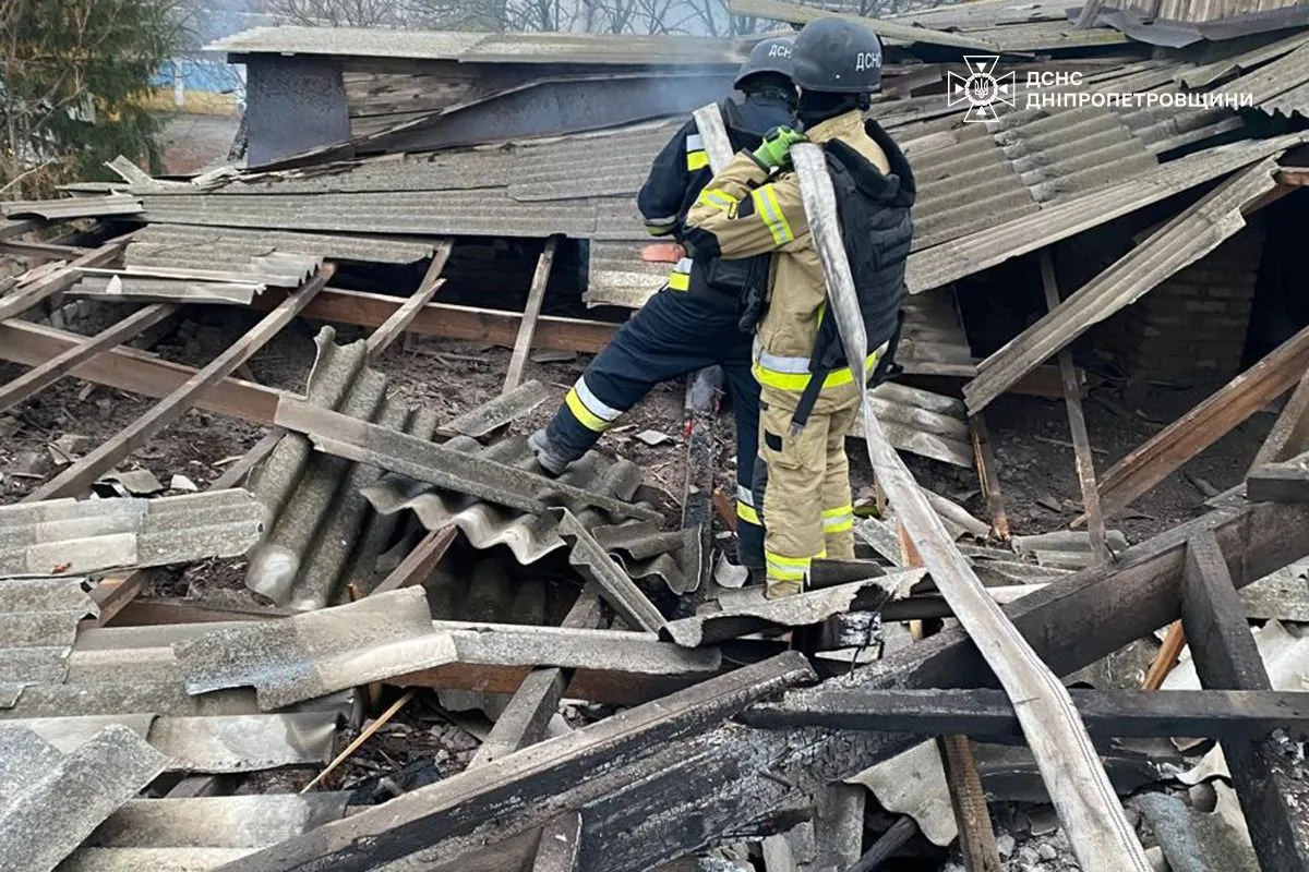 У Нікополі після удару російських безпілотників зайнявся купол храму