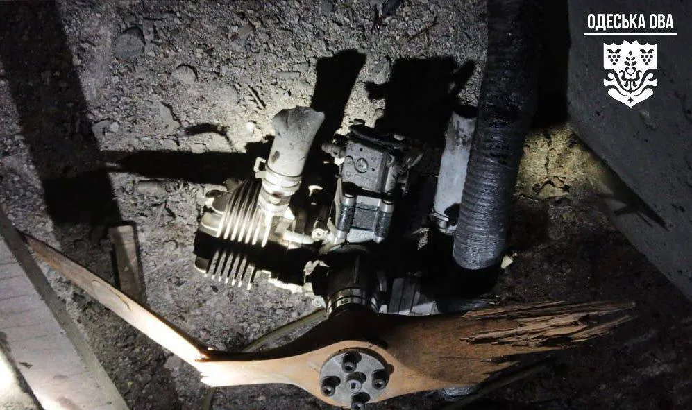 Фото: В Одесі пошкоджена багатоповерхівка після нічної ворожої атаки