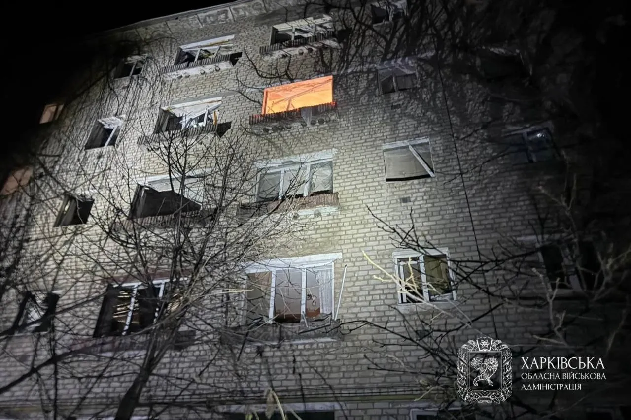 Російська авіація вдарила по Ізюму керованими бомбами — загинули люди