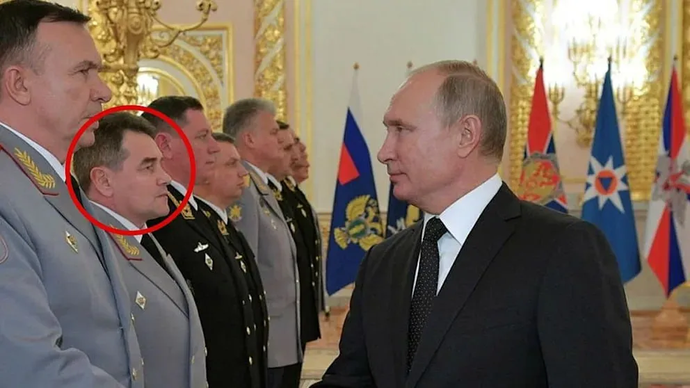 Хто стоїть за вибухом автомобіля генерала Сарварова у Москві — Bild