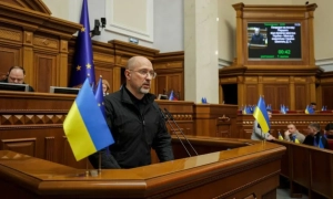 Держслужбовцям дозволили працювати до 70 років