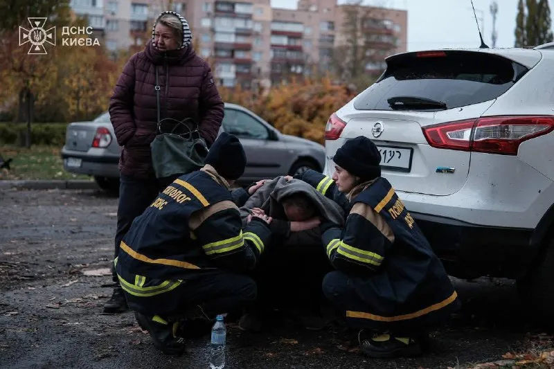 Російський удар забрав життя трьох людей у Києві Російський удар забрав життя трьох людей у Києві