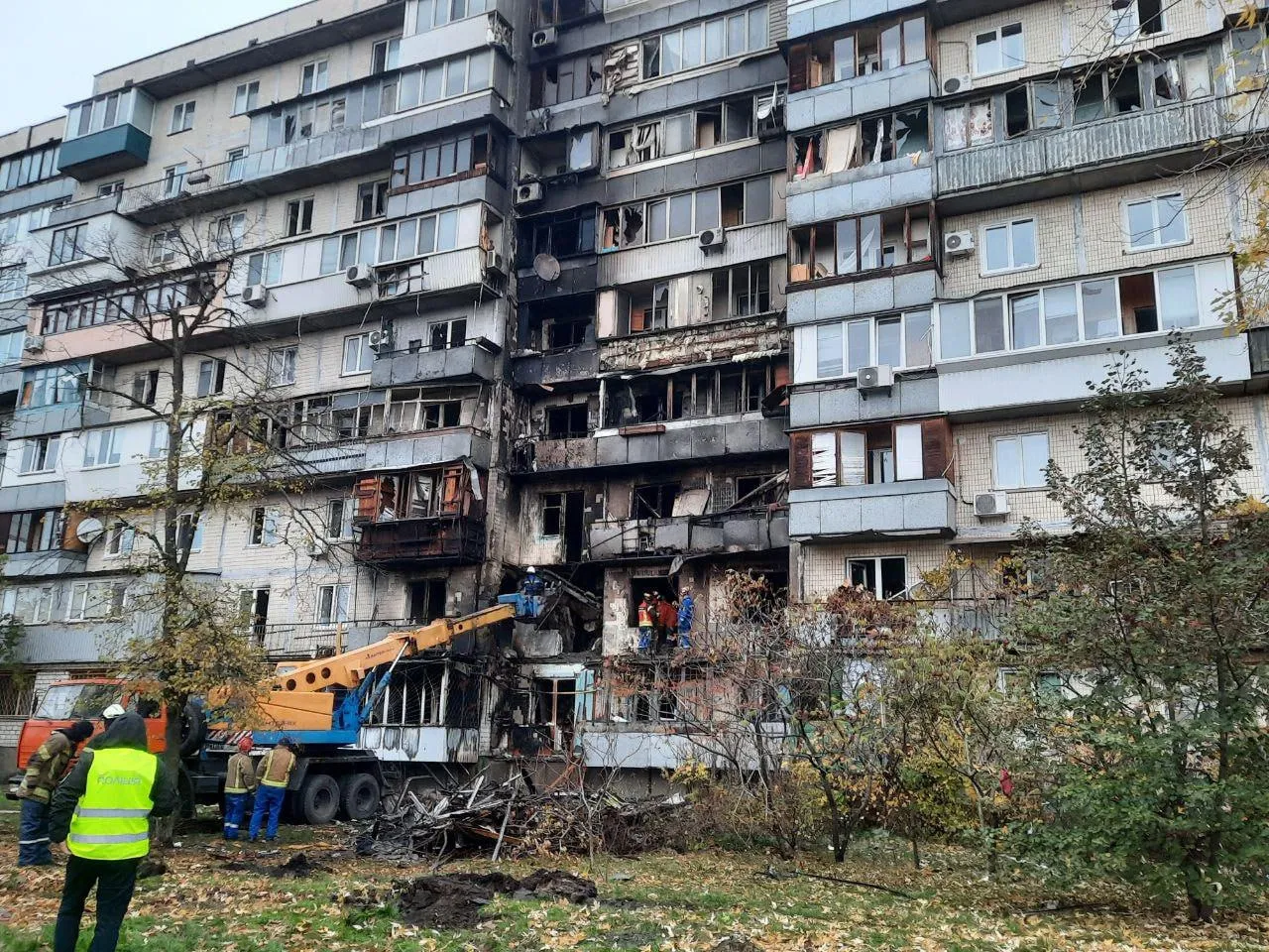 рф обстріляла лівий берег Києва