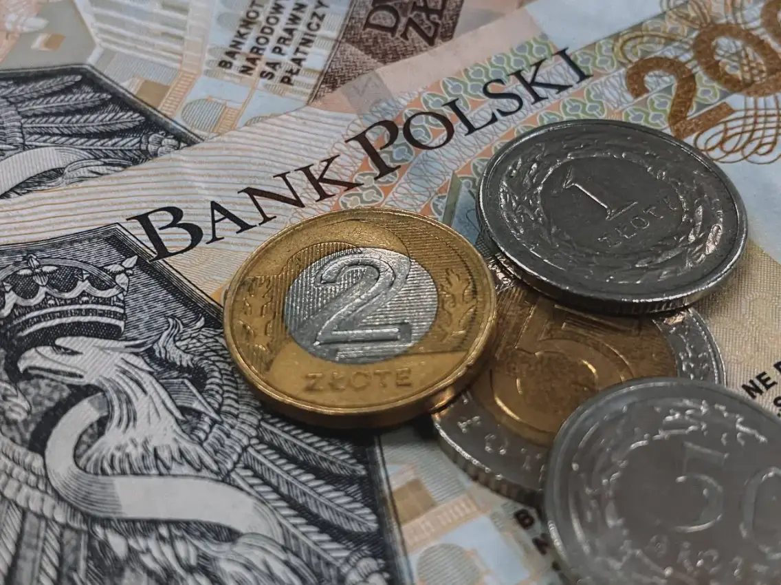 У 2026 році в Польщі зросте мінімальна зарплата