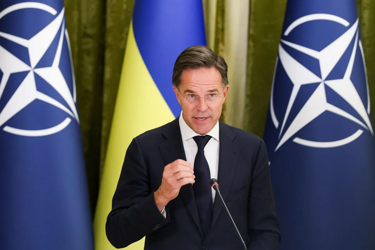 Іспанії доведеться витрачати більше на оборону — генсек НАТО Рютте