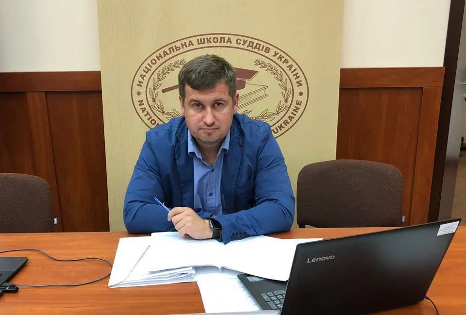 Фото: Одеського суддю викрили на продажу судових рішень