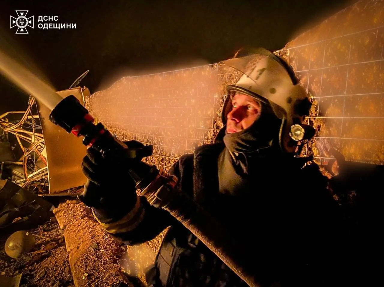 Нічна атака дронами на Одещині: пошкоджено порт і енергетичні об’єкти