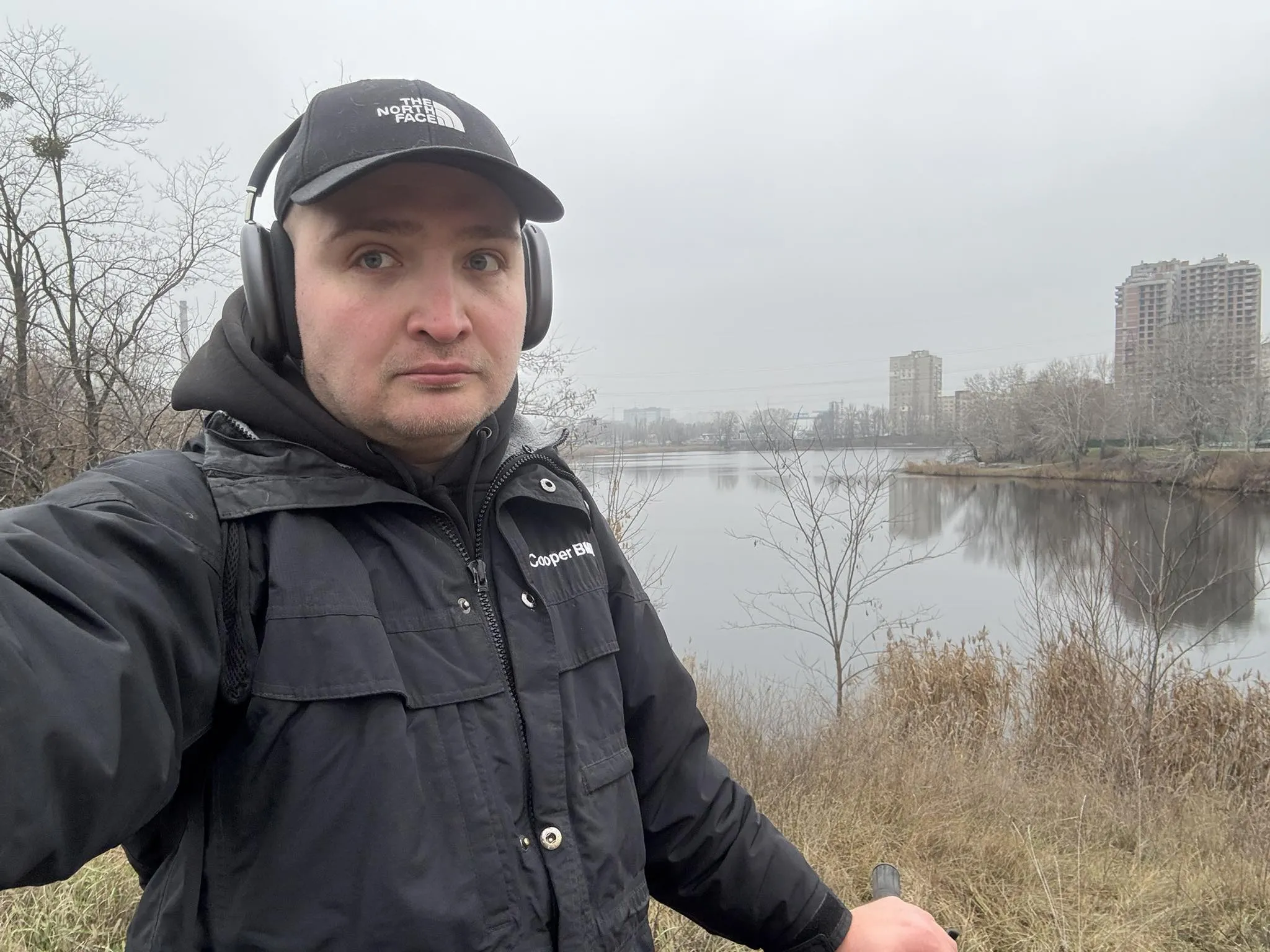 Киянин пробачив кур’єра, який побив його батька кастетом