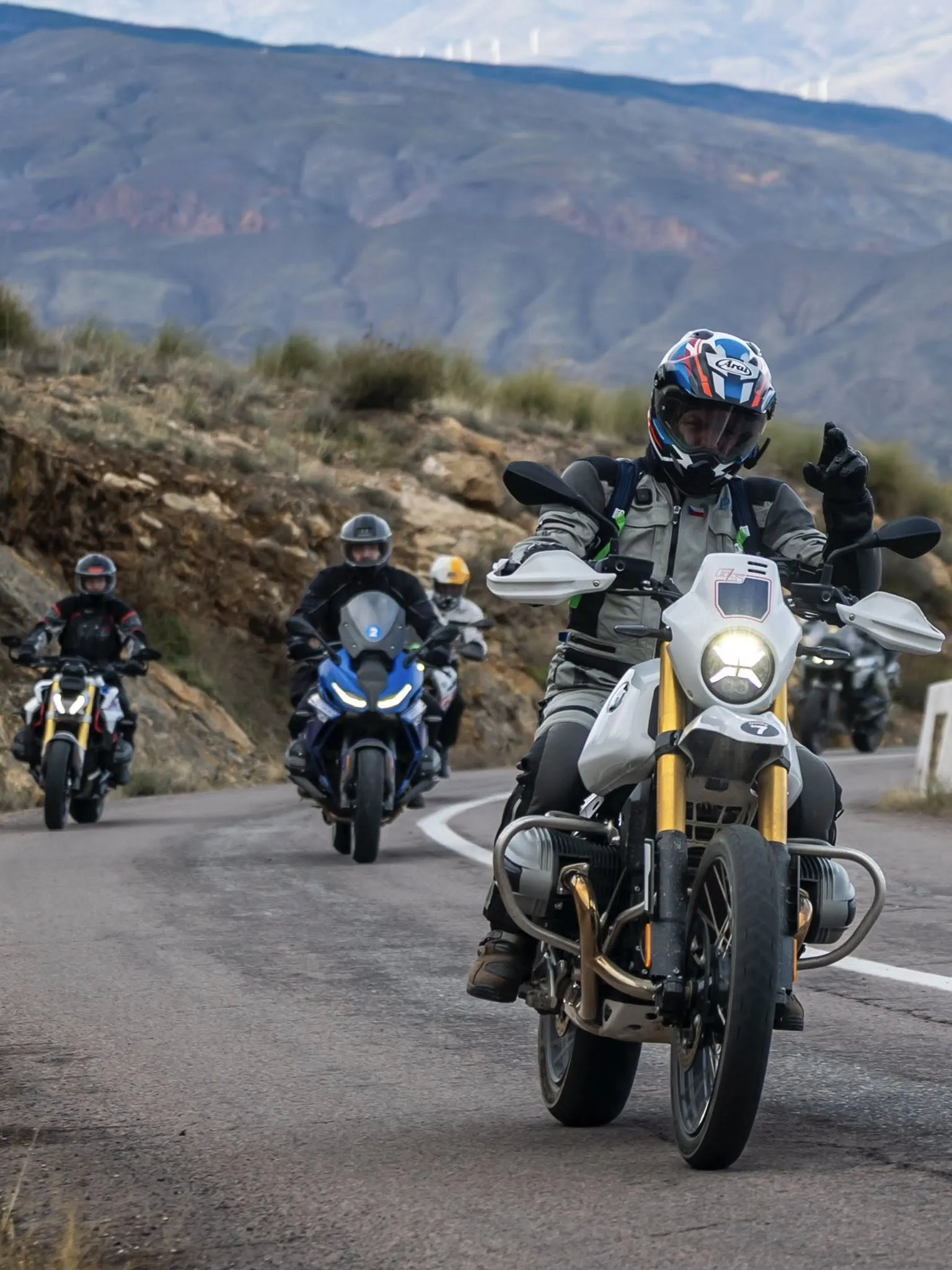 Президент Чехії спростував чутки про розкішний відпочинок в Іспанії