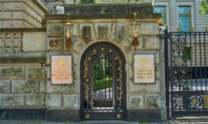 Incydent przy rosyjskiej ambasadzie w Berlinie: kobieta groziła policjantce nożem