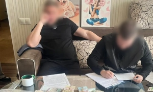 На Хмельниччині викрили масштабну схему корупції, 39 посадовців отримали підозру