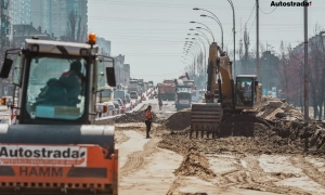 У шляхопровід на «Лівобережній» врізався екскаватор