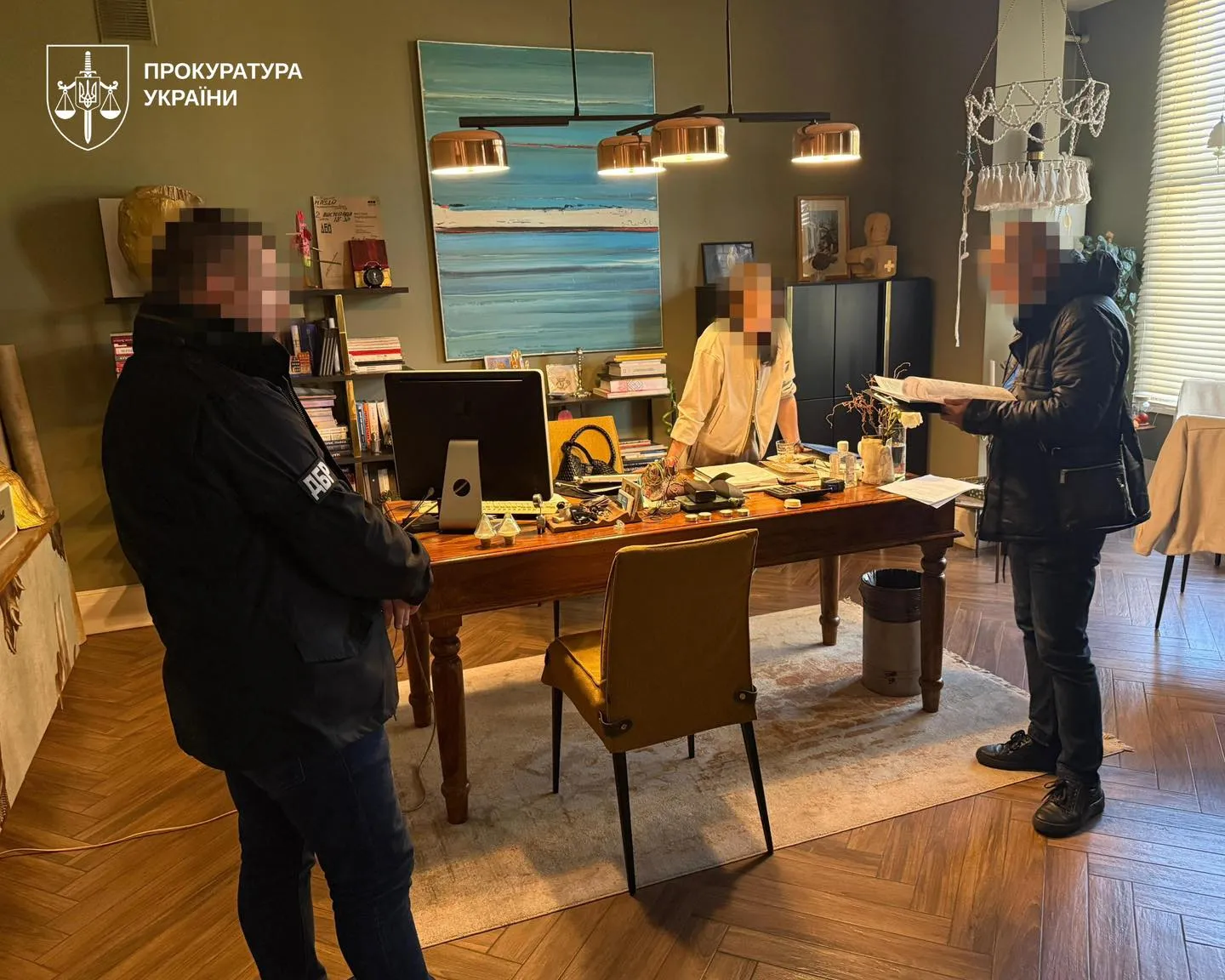 На Хмельниччині судитимуть експосадовця міграційної служби за приховування статків