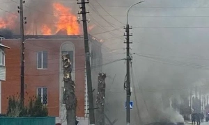 Неизвестный дрон попал в здание налоговой инспекции в Черниговской области