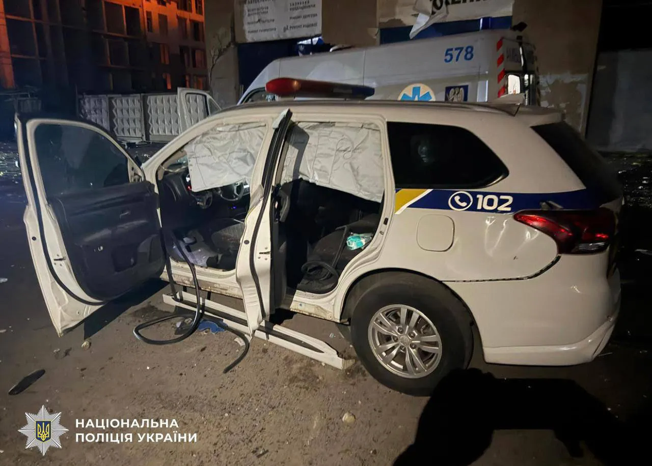 Київські поліцейські потрапили під повторний обстріл під час порятунку людей