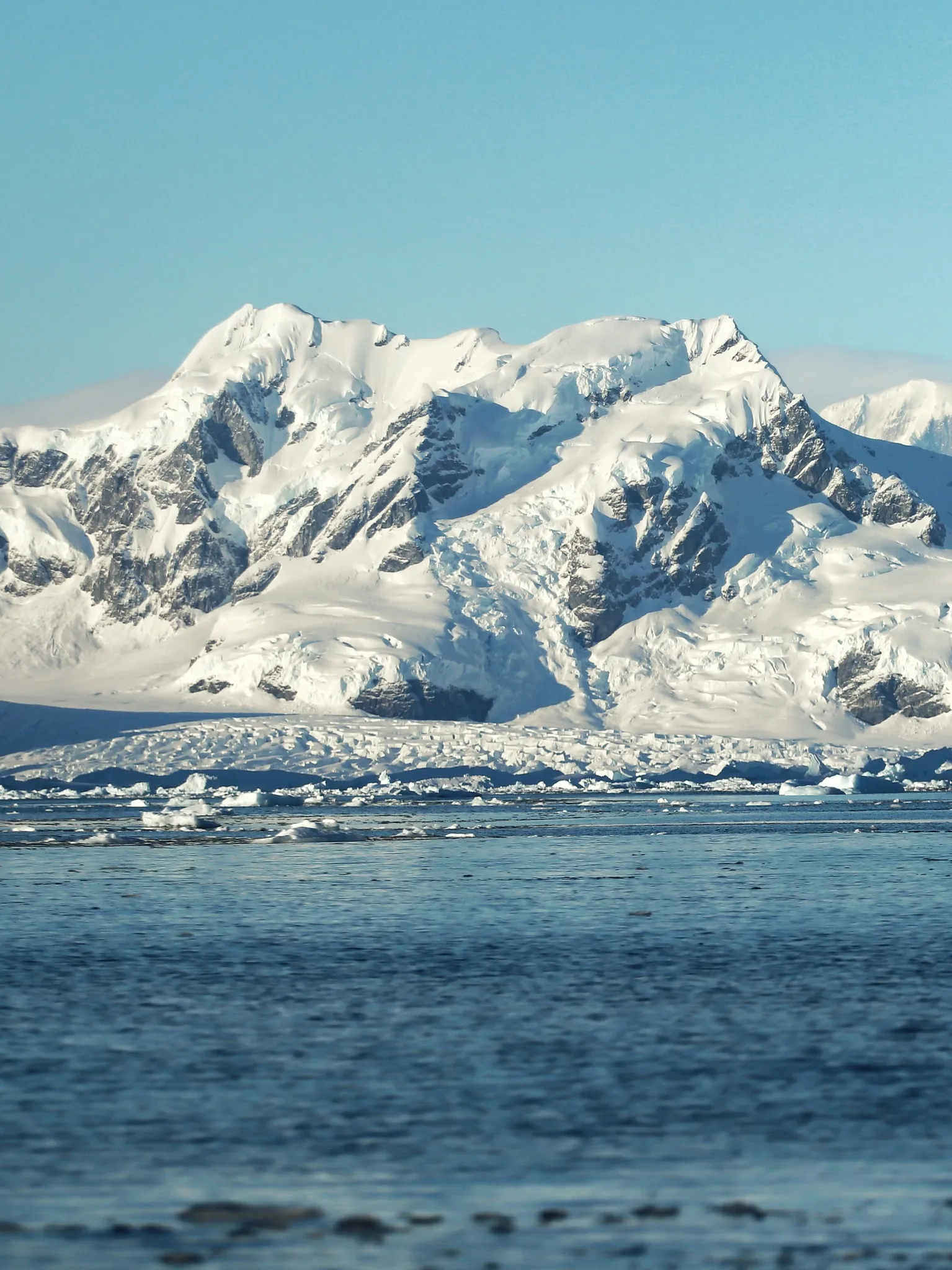 Українські вчені долучились до нового проєкту ЄС про полярний сніг