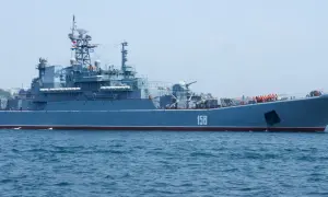 Фото: рф атакувала Київщину дронами, спалахнула пожежа