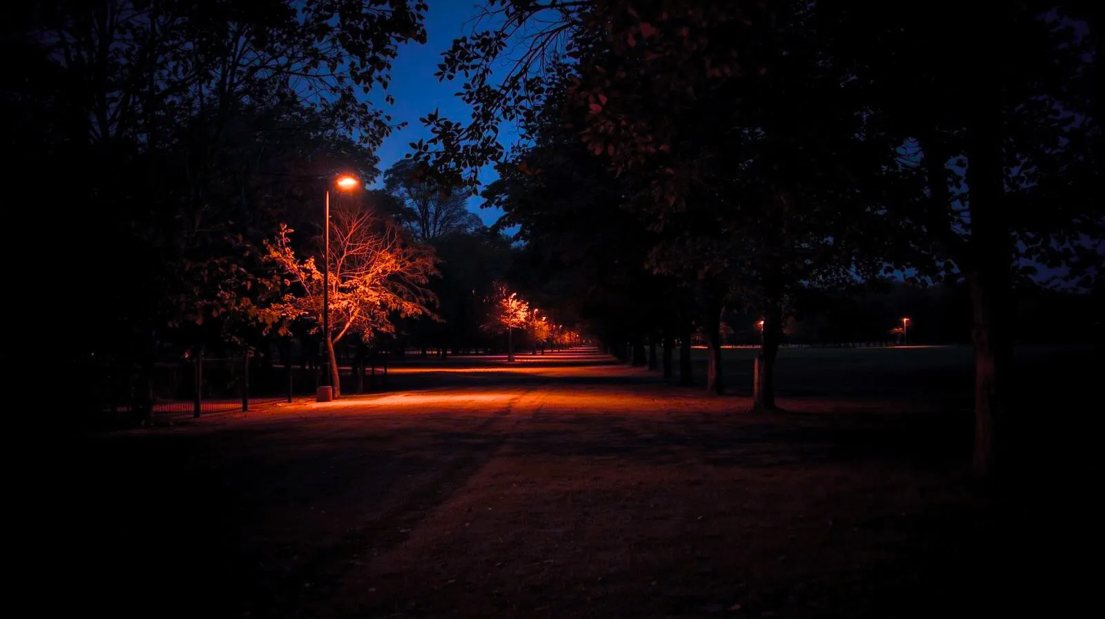 В усіх регіонах України 23 березня запроваджують графіки погодинних відключень світла