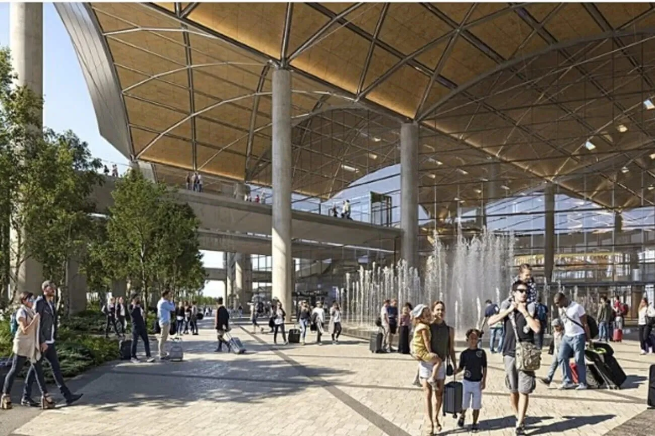 Польща інвестує €30 млрд у будівництво авіахабу Port Polska — Euronews