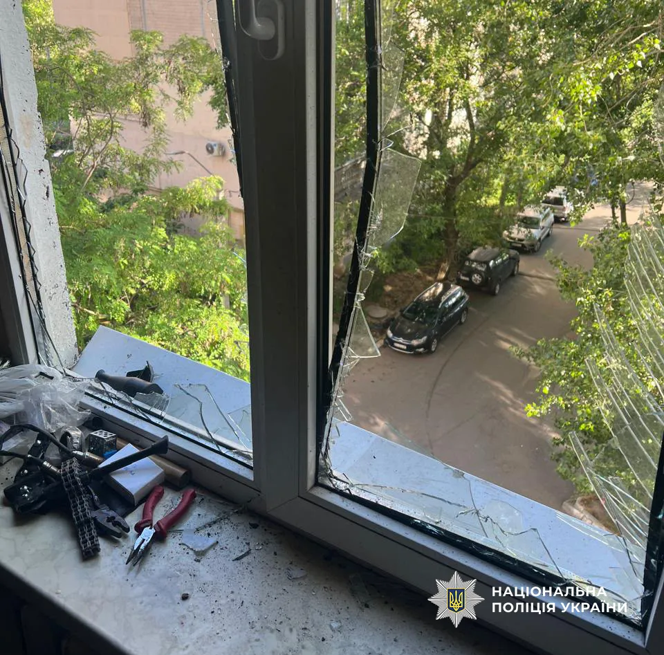 В Одесі у багатоповерхівці стався вибух, є постраждалий