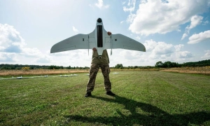 Пошкоджено будівлі та техніку Київавтодору через нічну атаку дронів