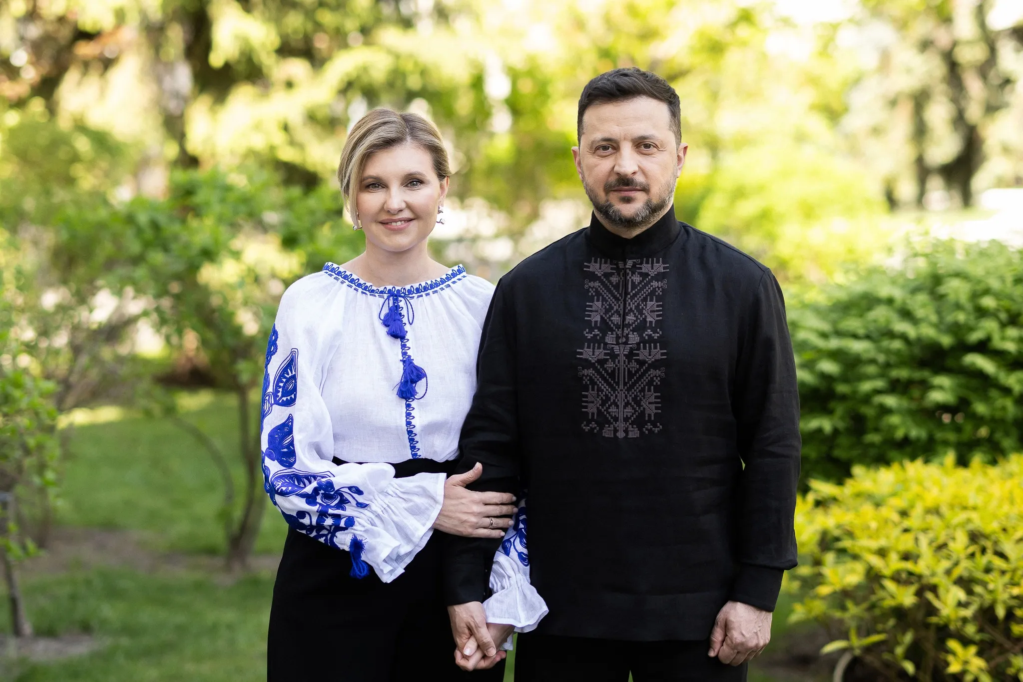 Володимир та Олена Зеленські привітали українців із Днем вишиванки