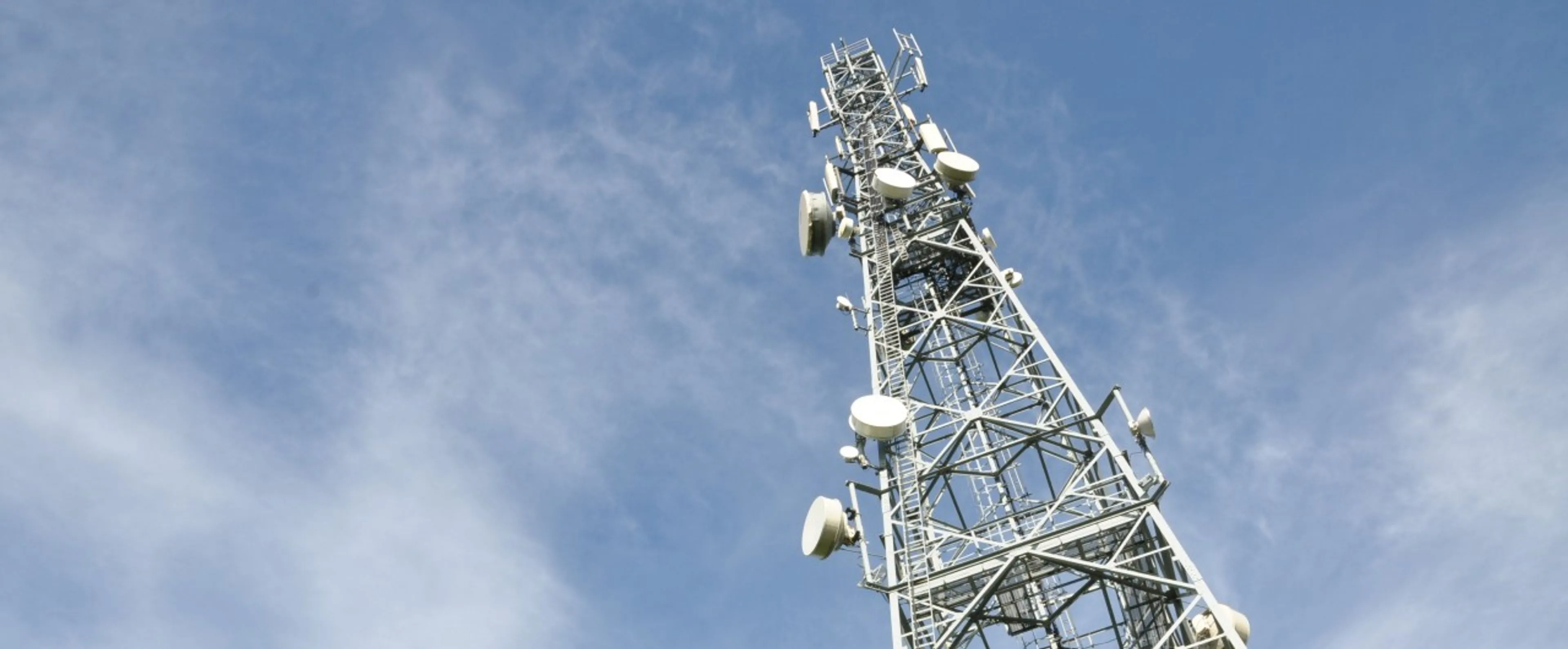 Мобільні оператори України продемонстрували рекордне зростання доходів у 2025