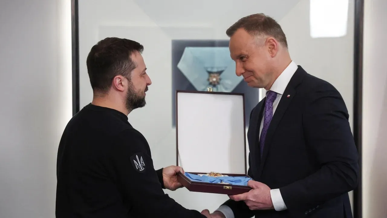 Навроцький ініціював позбавлення Зеленського найвищої державної нагороди Польщі