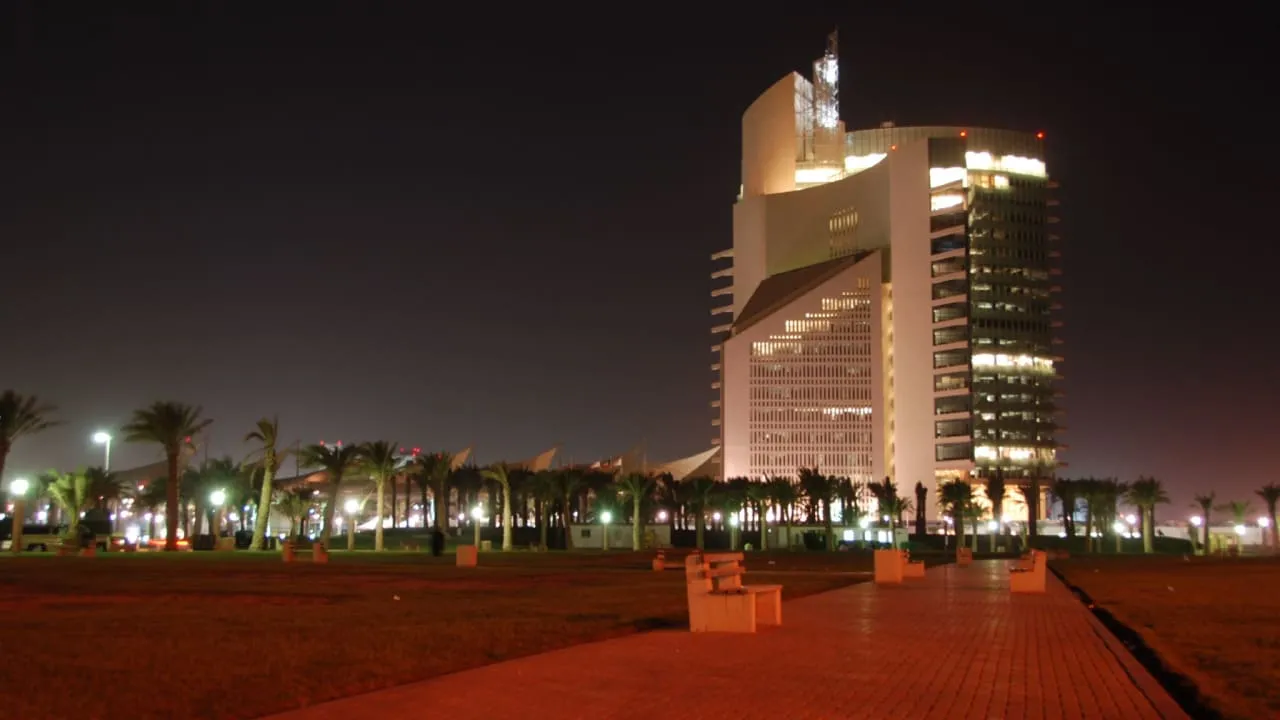 Іран атакував дронами штаб-квартиру нафтового гіганта Кувейту — Вloomberg