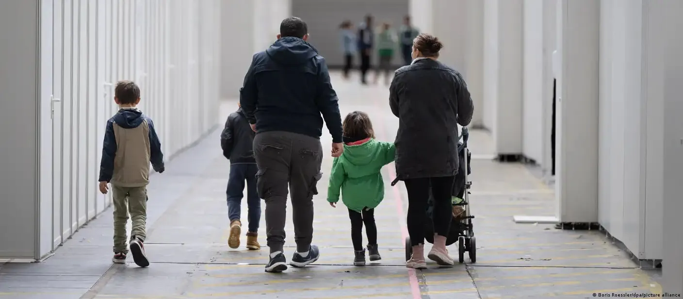 У Німеччині різко зменшилася кількість росіян, які шукають притулку — ntv