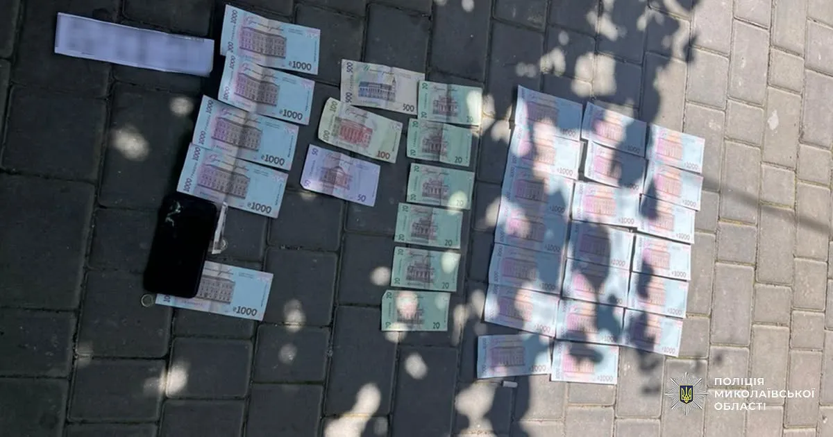 Law enforcement officials have exposed Kherson civil servants who were taking a 10% kickback from businesses