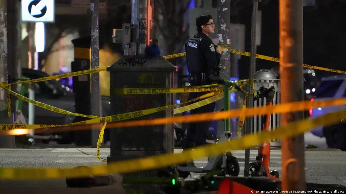 У Техасі чоловік у футболці з прапором Ірану розстріляв людей біля бару