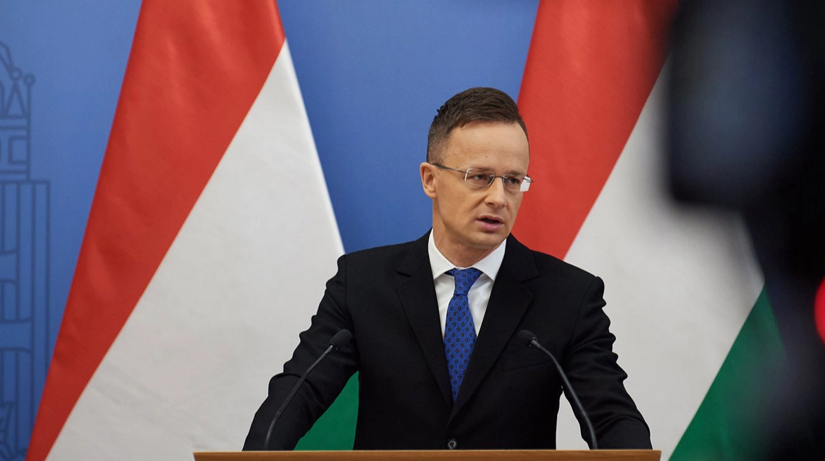 Сійярто звинуватив лідерів ЄС у блокуванні американського «мирного плану» — Sky News