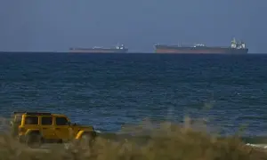 До розмінування Ормузької протоки можуть долучити українські судна — The Times