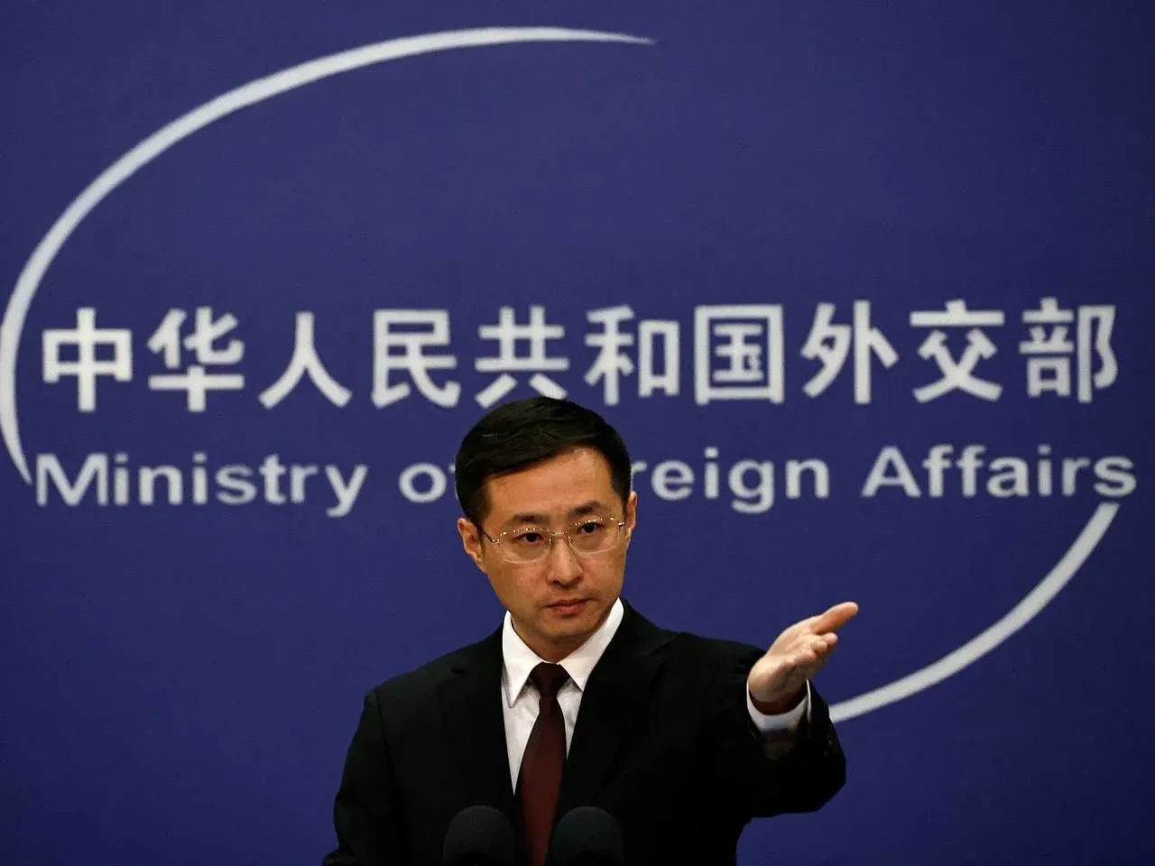 Китай закликав Україну не вводити санкції проти китайських компаній