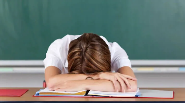 Вчителька в Чернівцях образила учня через прохання перейти на українську