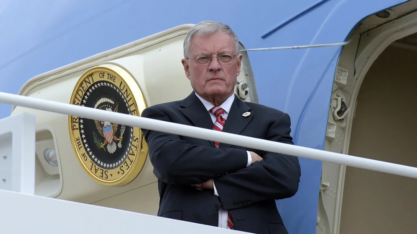 Kellogg warns that ceding Donetsk would be a huge mistake for Ukraine