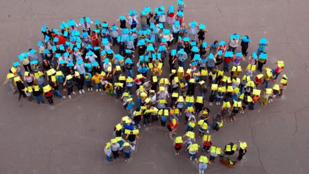 Яка чисельність українців наразі проживають в країні