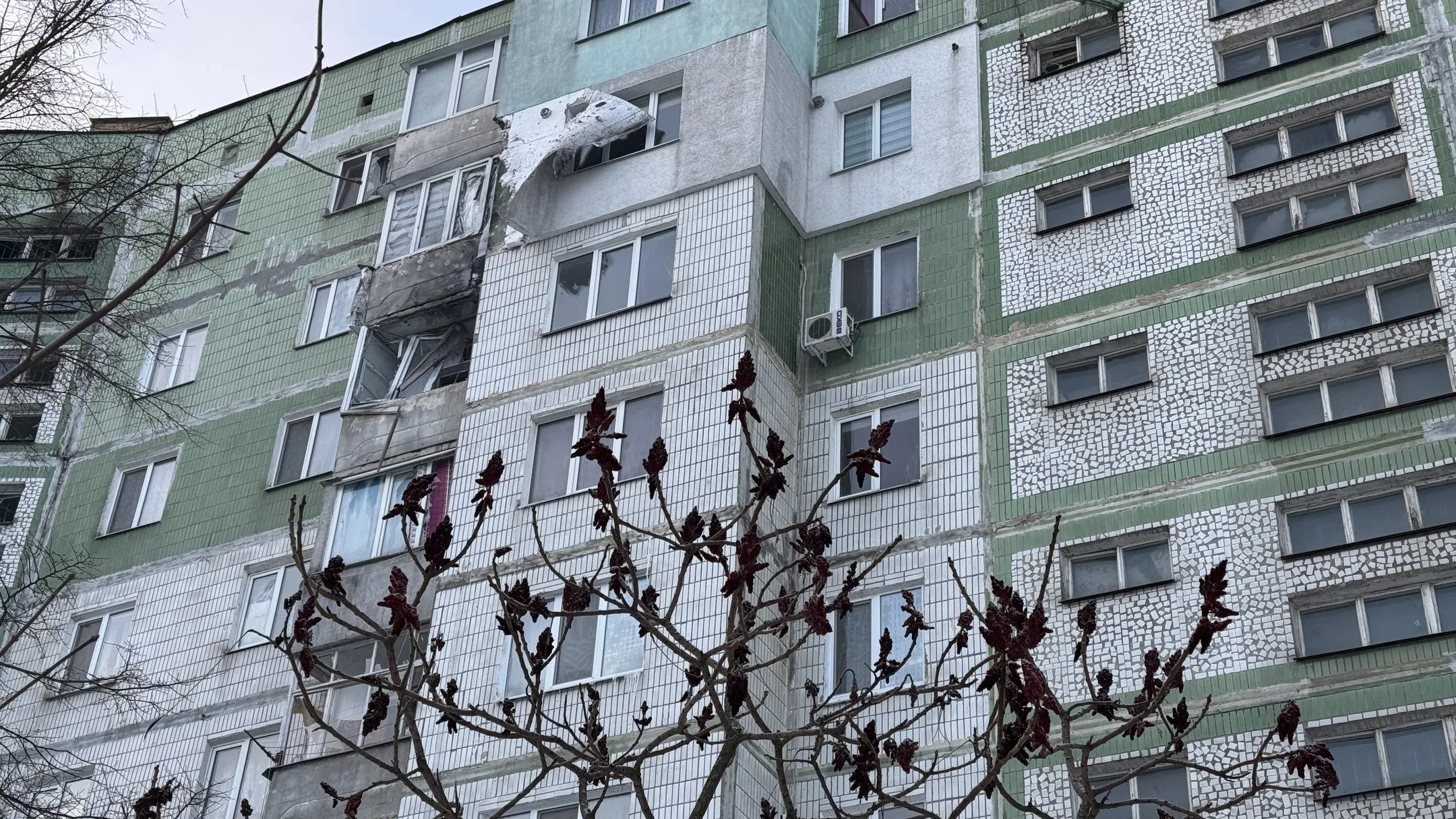 П’ятирічні близнюки дивом вціліли під час удару дронів по Сумах