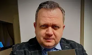 Російські удари змусили Укрзалізницю призупинити продаж квитків
