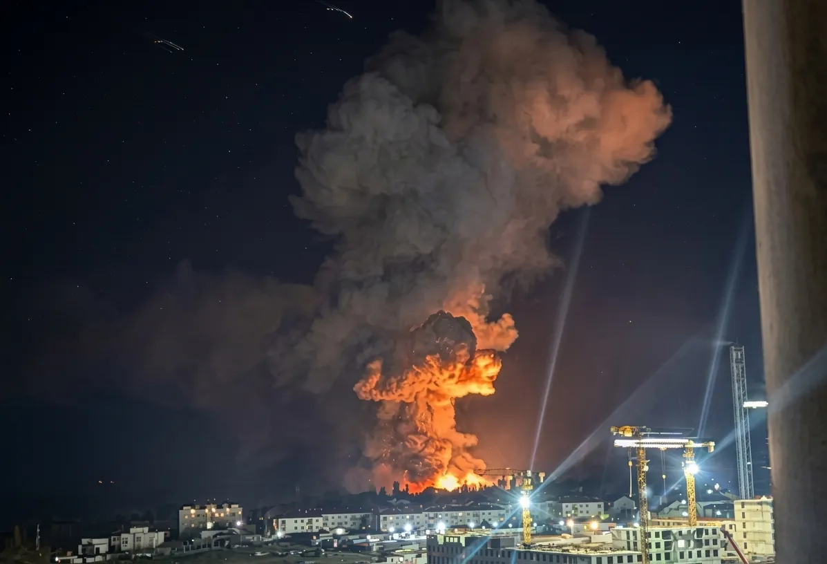 Видео: Дроны атаковали порт Новороссийска и нефтяной терминал